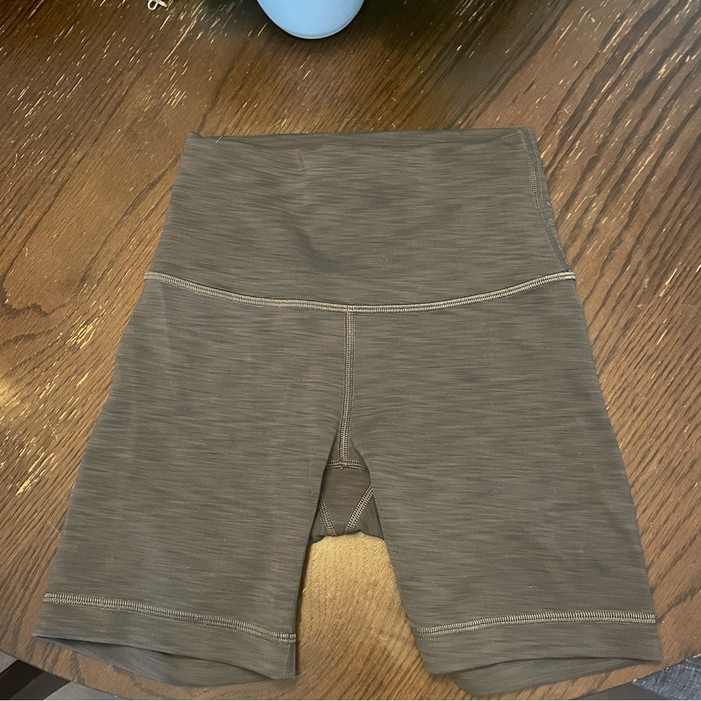 Lululemon bike shorts